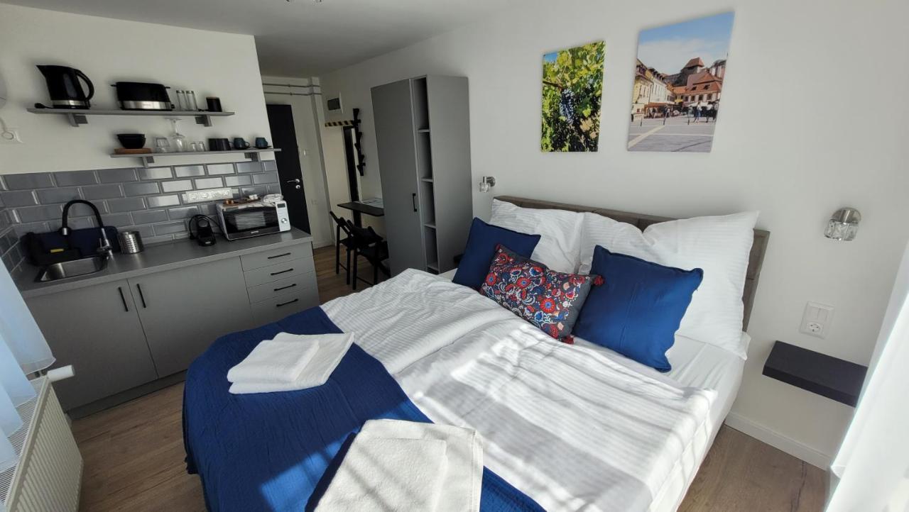 Natali Apartmanhaz Eger Zewnętrze zdjęcie