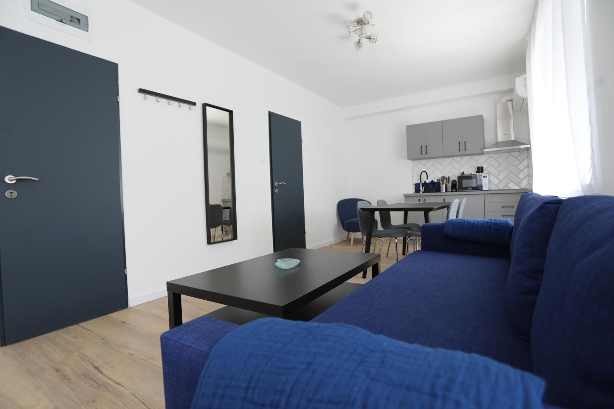 Natali Apartmanhaz Eger Zewnętrze zdjęcie