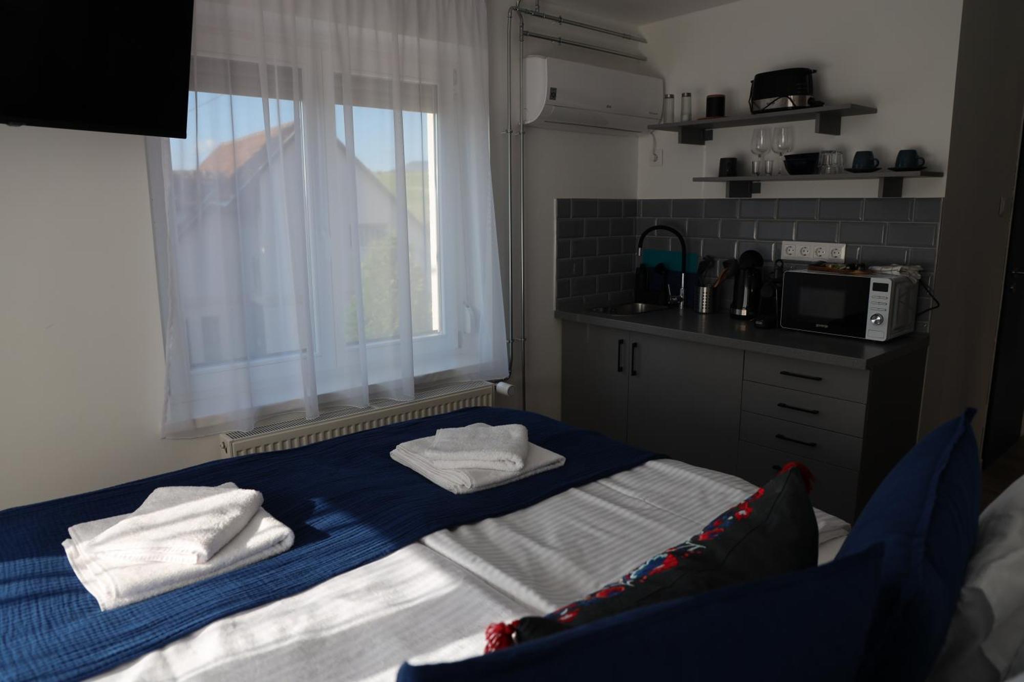 Natali Apartmanhaz Eger Zewnętrze zdjęcie